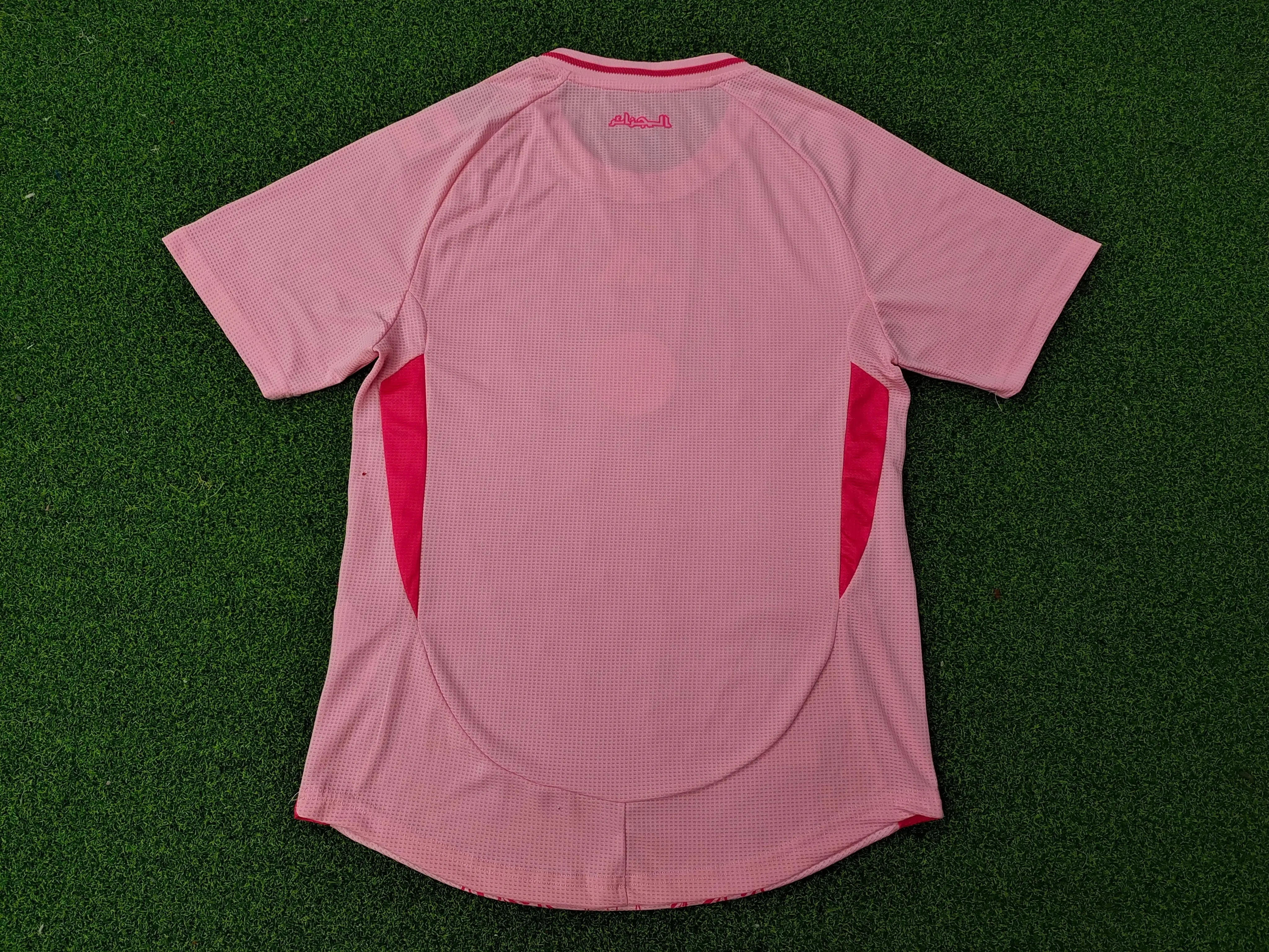 Maillot 24/25 Algérie Spécial Rose L'Univers Du Maillot